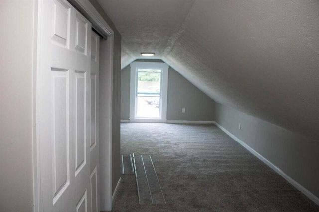 412 Garvey Avenue, Elsmere, KY 41018