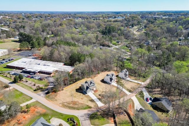 1003 Lakeview, Commerce, GA 30529