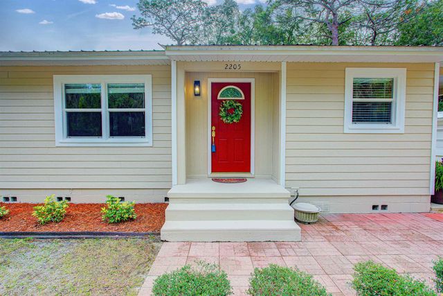 2205 Gillis St, Palatka, FL 32177