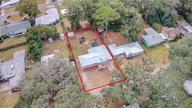 2205 Gillis St, Palatka, FL 32177