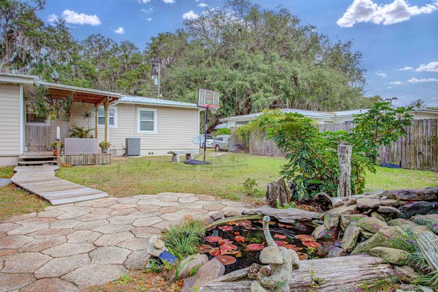 2205 Gillis St, Palatka, FL 32177