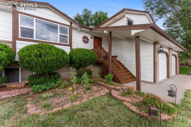 4915 Wainwright Drive, Colorado Springs, CO 80911