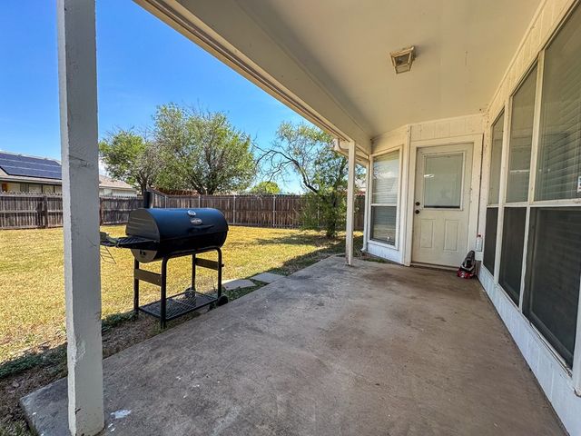 5830 Manchester Lane, San Angelo, TX 76901
