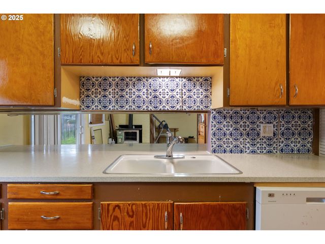 3607 Se 130TH Ave, Portland, OR 97236