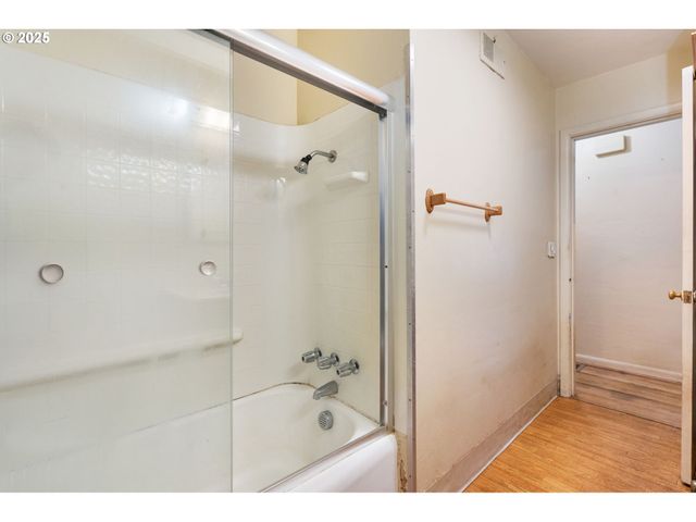 3607 Se 130TH Ave, Portland, OR 97236