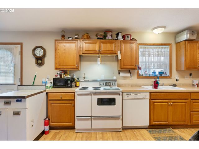 3607 Se 130TH Ave, Portland, OR 97236