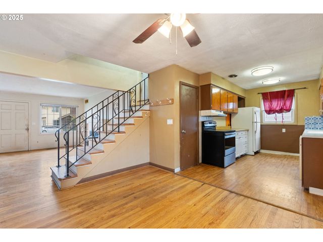 3607 Se 130TH Ave, Portland, OR 97236