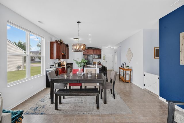 1611 Balboa Drive, Minooka, IL 60447