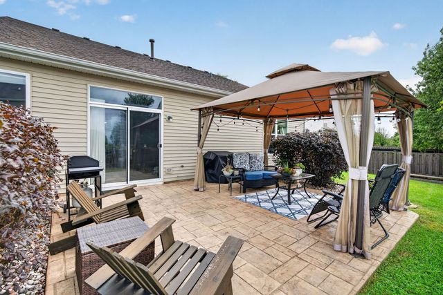 1611 Balboa Drive, Minooka, IL 60447