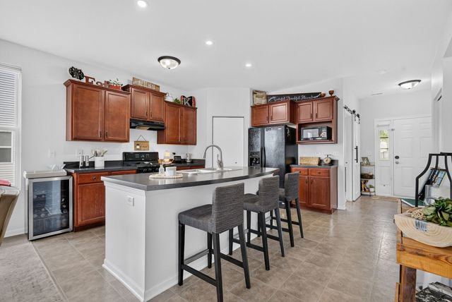 1611 Balboa Drive, Minooka, IL 60447