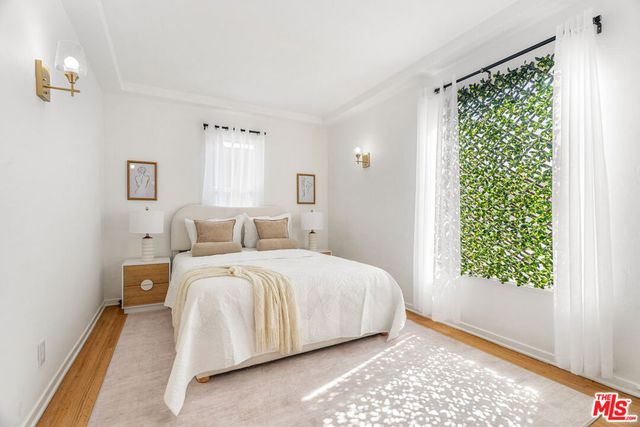 1185 Hauser Boulevard, Los Angeles, CA 90019
