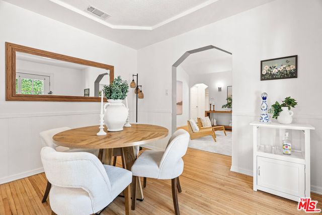 1185 Hauser Boulevard, Los Angeles, CA 90019