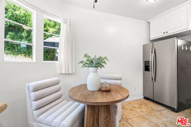 1185 Hauser Boulevard, Los Angeles, CA 90019