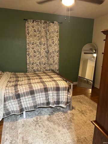 415 E Patterson Street, Lakeville, IN 46536