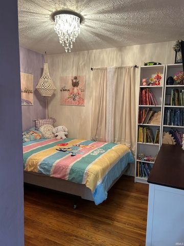 415 E Patterson Street, Lakeville, IN 46536