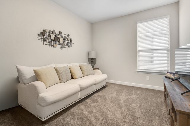 15829 Farringdon Street, Fort Worth, TX 76247