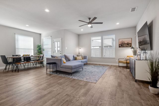 15829 Farringdon Street, Fort Worth, TX 76247