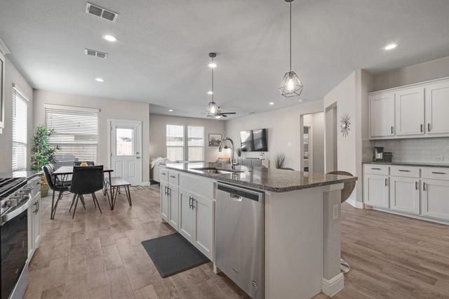 15829 Farringdon Street, Fort Worth, TX 76247