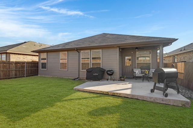 15829 Farringdon Street, Fort Worth, TX 76247