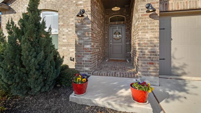 15829 Farringdon Street, Fort Worth, TX 76247