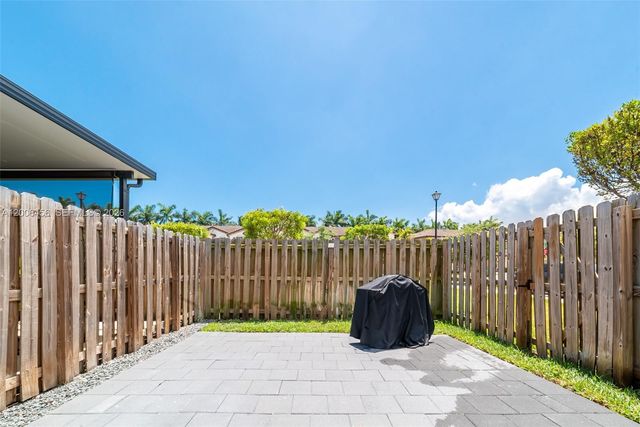 11232 SW 249th St, Homestead, FL 33032
