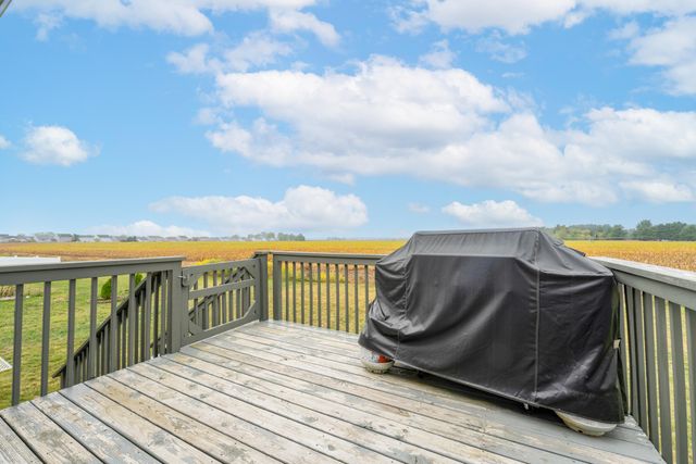 1710 Burr Pond Lane, Vicksburg, MI 49097