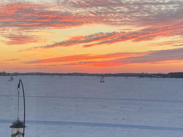 1710 Burr Pond Lane, Vicksburg, MI 49097