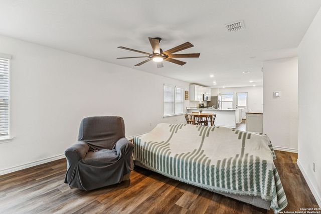 12016 moo cow, San Antonio, TX 78254