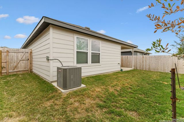 12016 moo cow, San Antonio, TX 78254