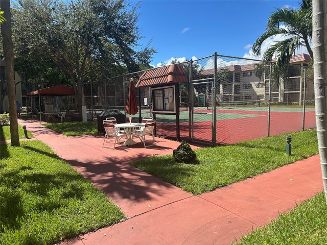 251 S Cypress Rd 127, Pompano Beach, FL 33060