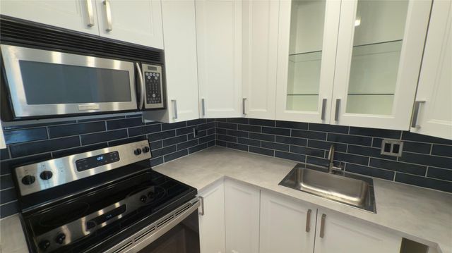 251 S Cypress Rd 127, Pompano Beach, FL 33060