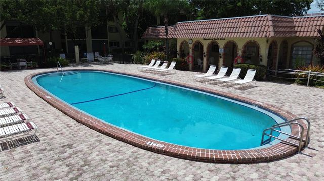 251 S Cypress Rd 127, Pompano Beach, FL 33060