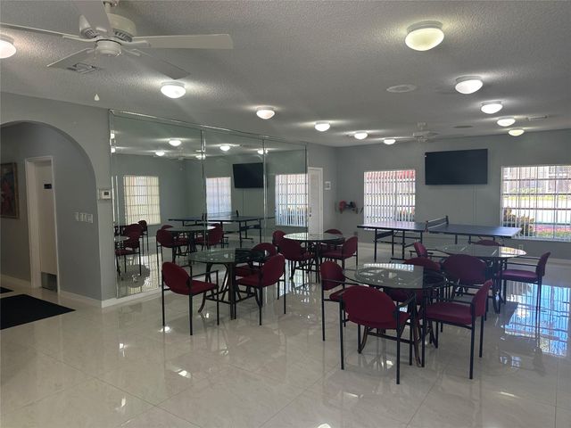 251 S Cypress Rd 127, Pompano Beach, FL 33060