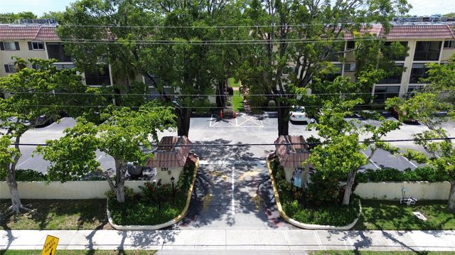 251 S Cypress Rd 127, Pompano Beach, FL 33060
