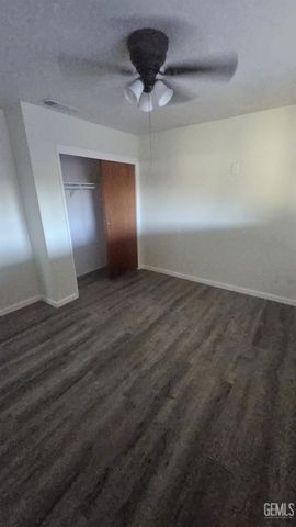 220 E 9th Street, Bakersfield, CA 93307