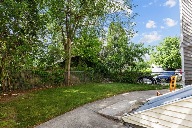 289 Mowry Street, Woonsocket, RI 02895