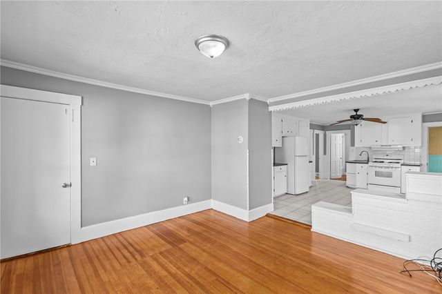 289 Mowry Street, Woonsocket, RI 02895
