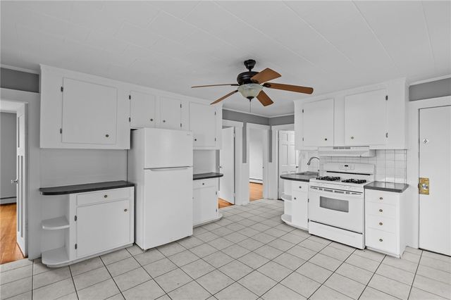 289 Mowry Street, Woonsocket, RI 02895