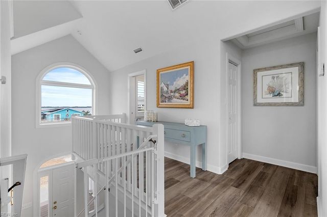 3252 Sandpiper RD, Virginia Beach, VA 23456