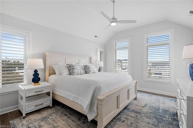 3252 Sandpiper RD, Virginia Beach, VA 23456