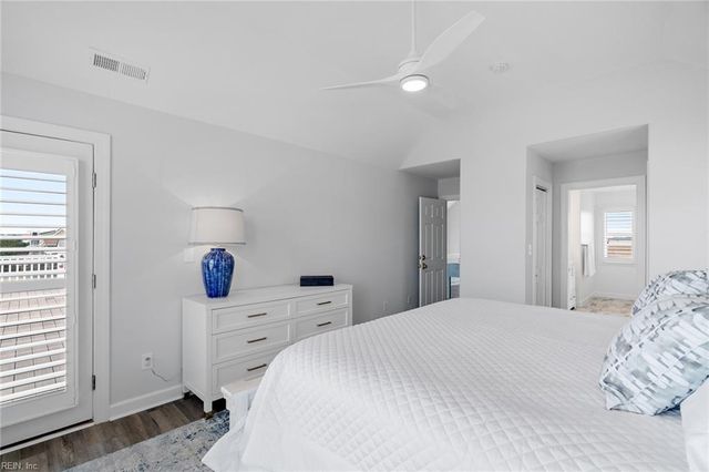 3252 Sandpiper RD, Virginia Beach, VA 23456