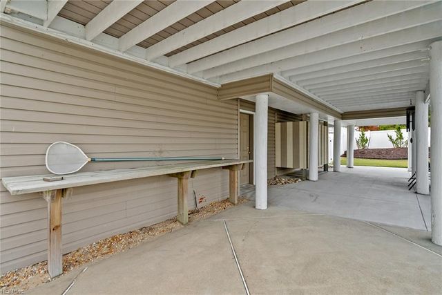 3252 Sandpiper RD, Virginia Beach, VA 23456