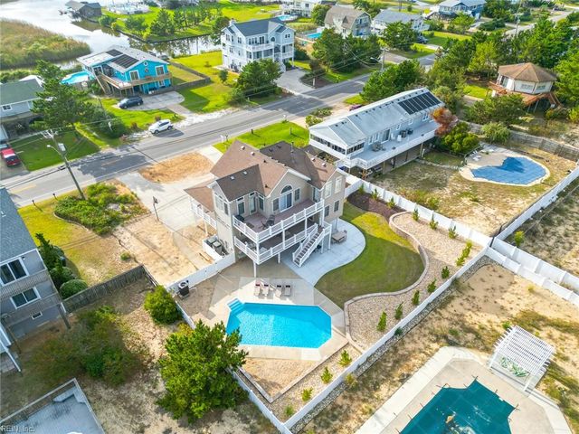 3252 Sandpiper RD, Virginia Beach, VA 23456