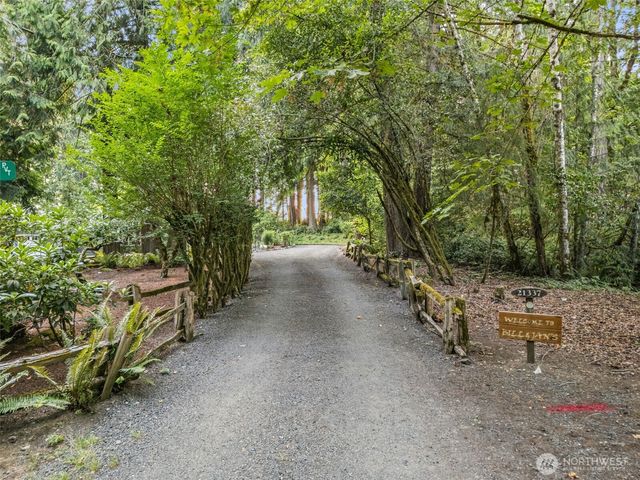21337 Eagle Sky Place, Poulsbo, WA 98370