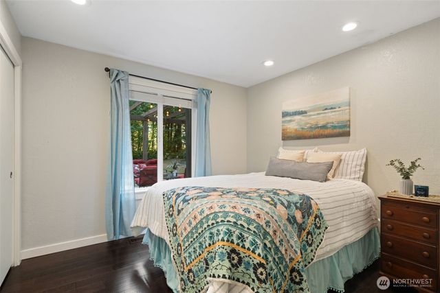 21337 Eagle Sky Place, Poulsbo, WA 98370