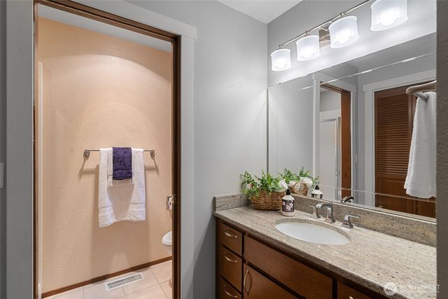 21337 Eagle Sky Place, Poulsbo, WA 98370