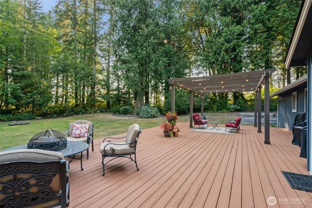 21337 Eagle Sky Place, Poulsbo, WA 98370