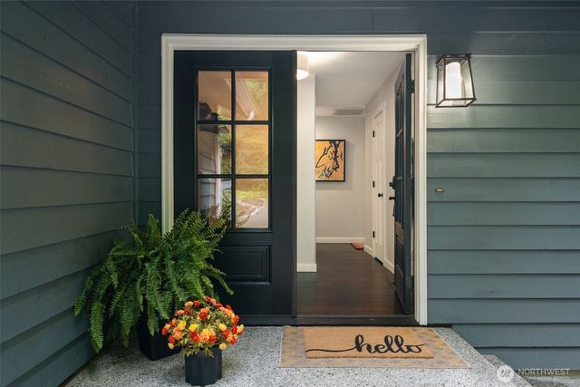 21337 Eagle Sky Place, Poulsbo, WA 98370