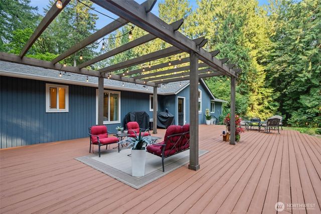 21337 Eagle Sky Place, Poulsbo, WA 98370