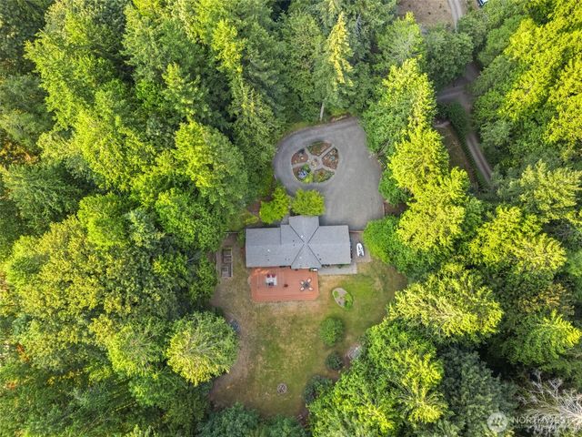 21337 Eagle Sky Place, Poulsbo, WA 98370